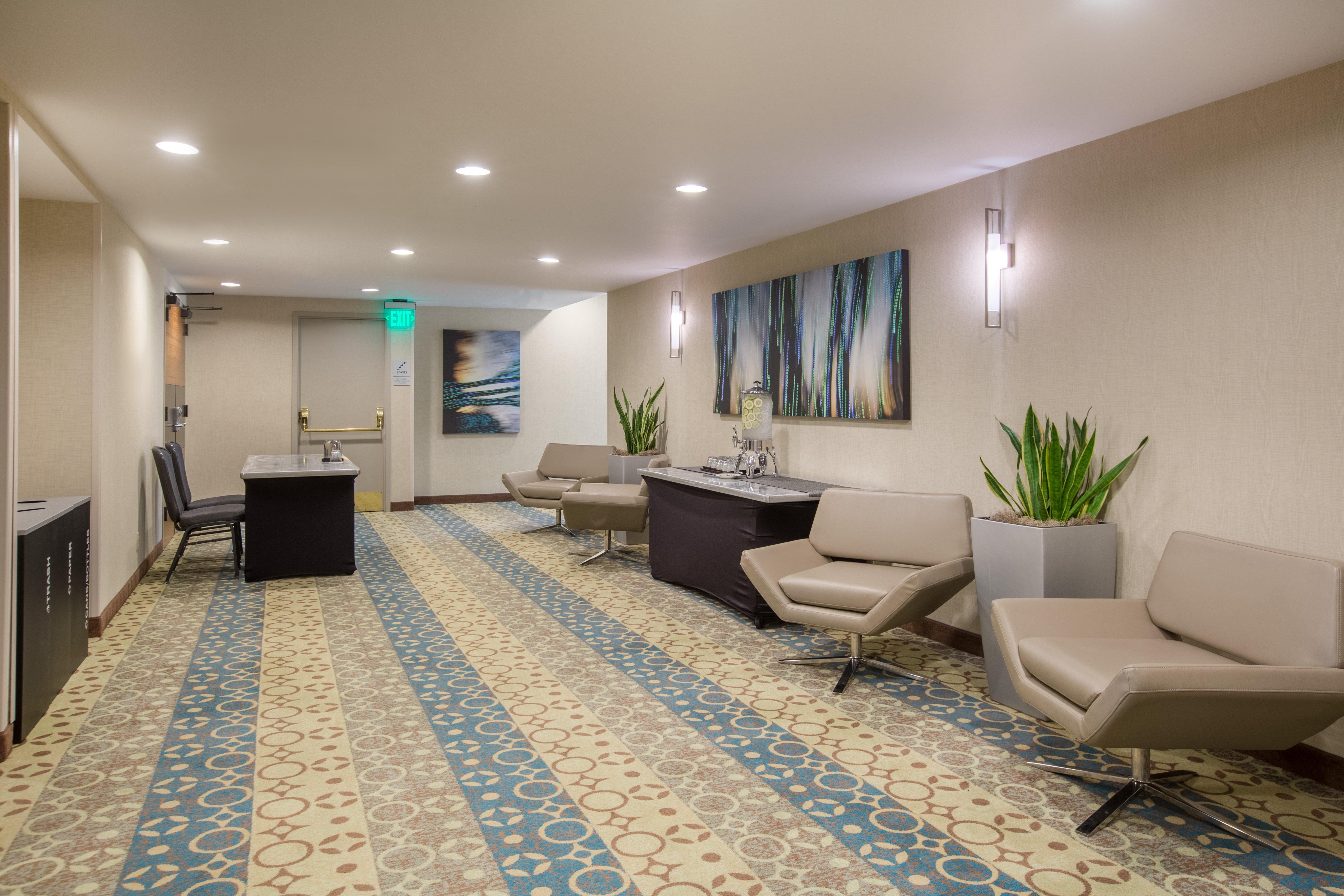 Crowne Plaza Seattle Newly Renovated With No Resort Fee Exterior photo