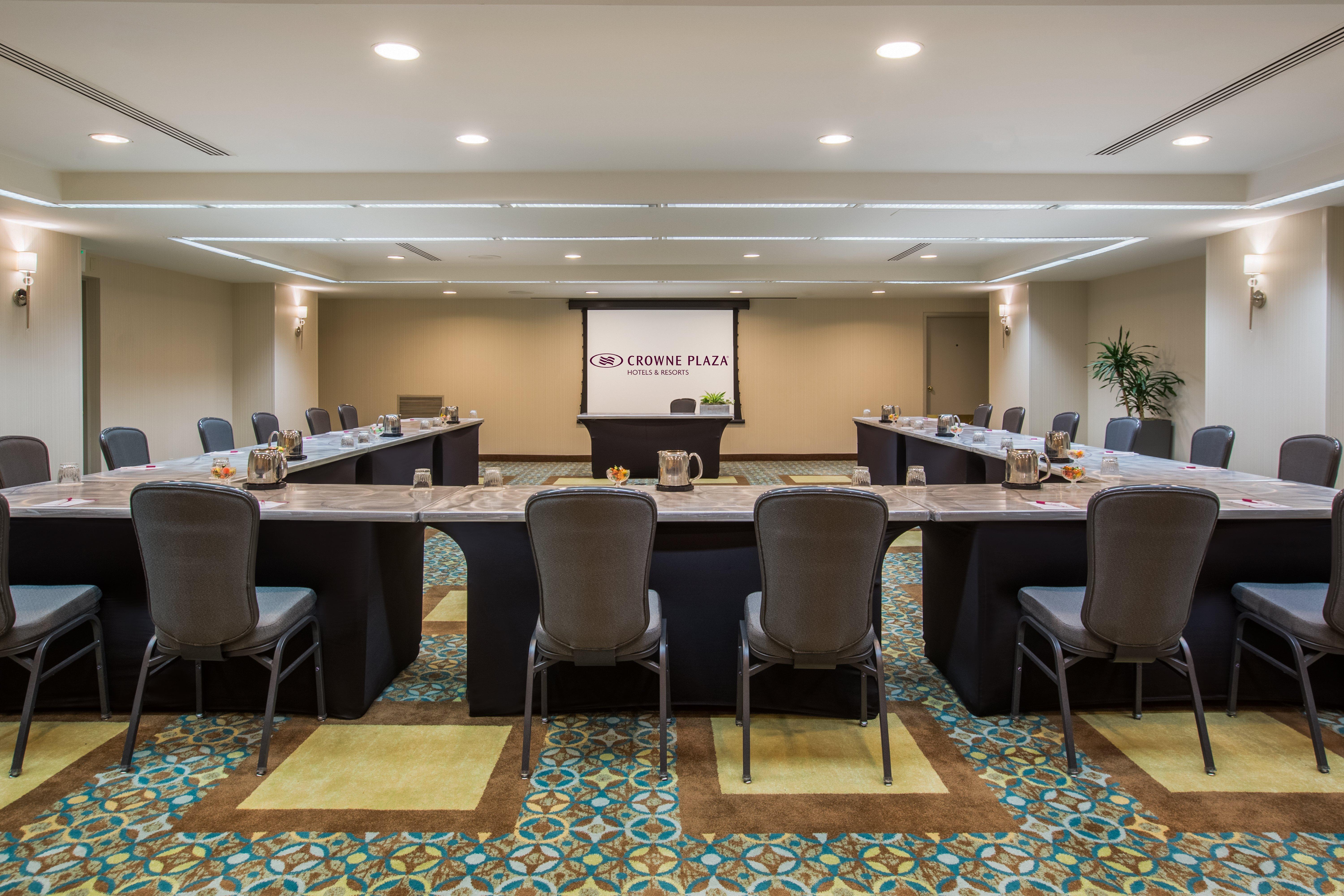 Crowne Plaza Seattle Newly Renovated With No Resort Fee Exterior photo