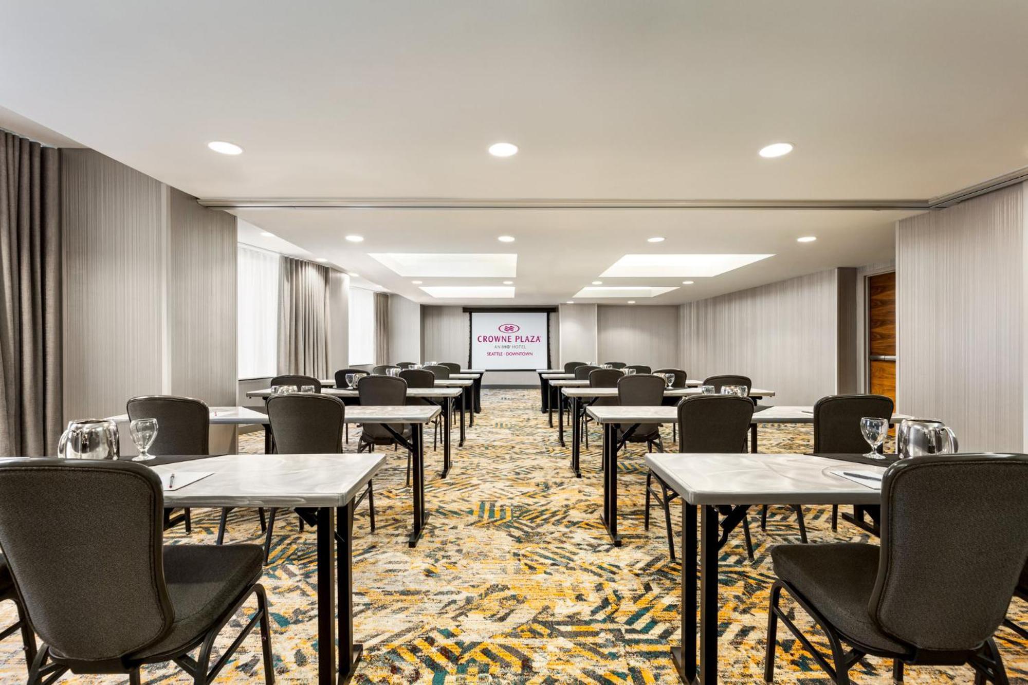Crowne Plaza Seattle Newly Renovated With No Resort Fee Exterior photo
