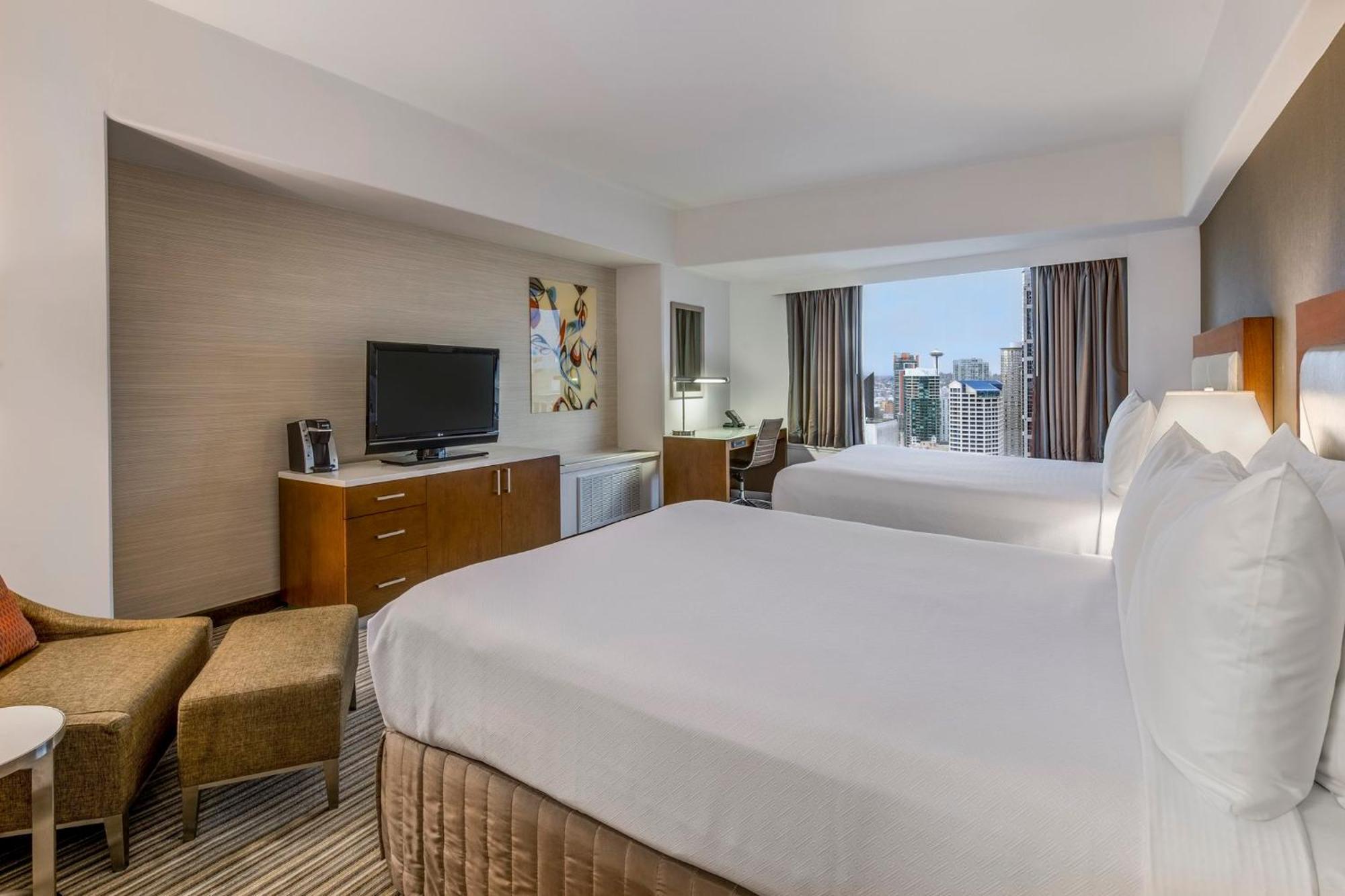 Crowne Plaza Seattle Newly Renovated With No Resort Fee Exterior photo